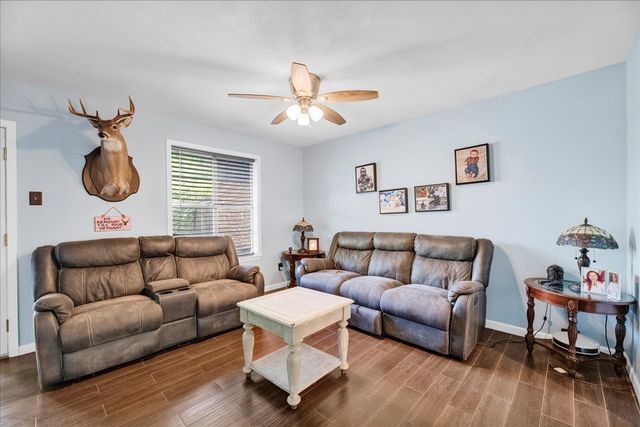 834 Clarissa Place, Garland, TX 75040