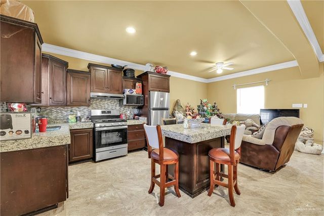 414 Dempster Street, Sullivan City, TX 78595