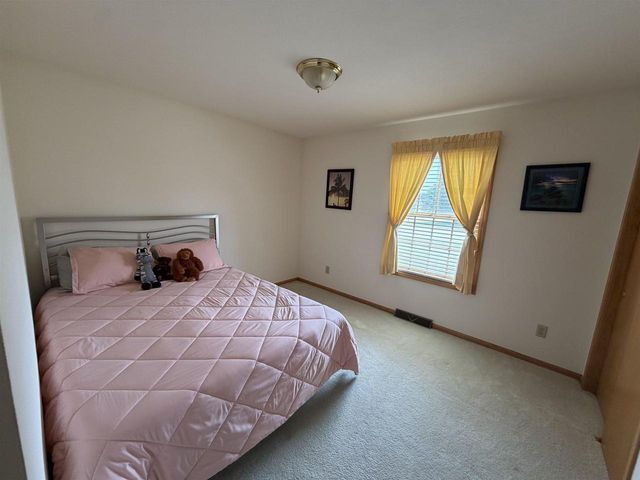 3903 Sandhill Drive, Janesville, WI 53546