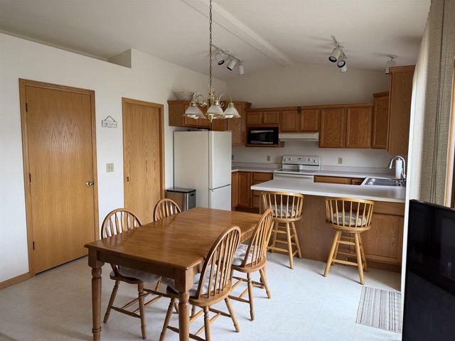 3903 Sandhill Drive, Janesville, WI 53546