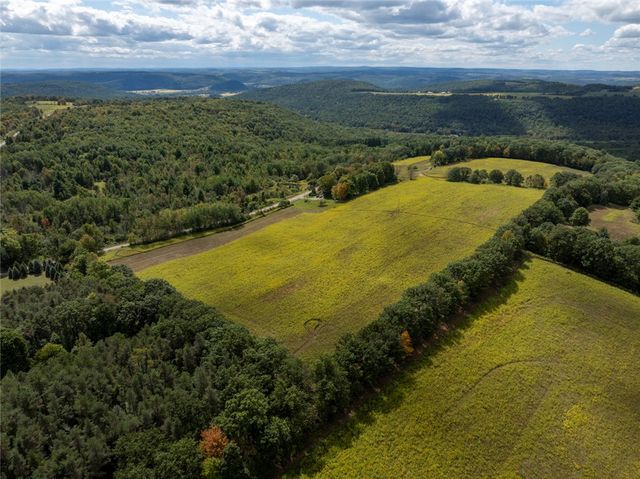 8015 Peacock Road, Urbana, NY 14810