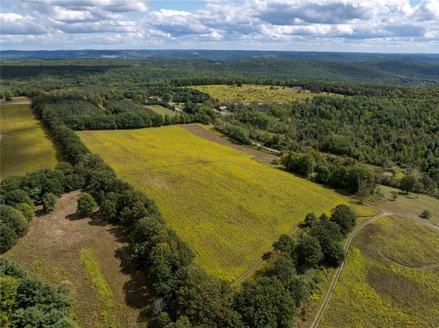 8015 Peacock Road, Urbana, NY 14810