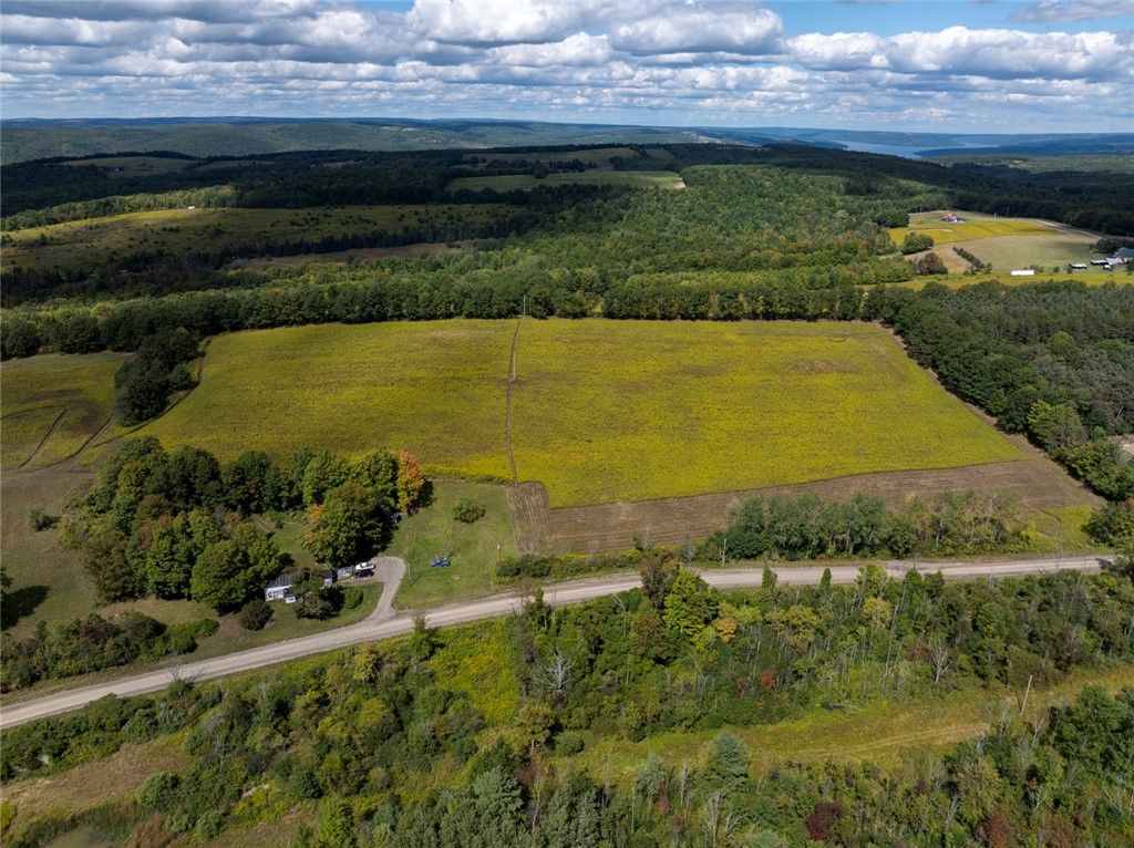 8015 Peacock Road, Urbana, NY 14810