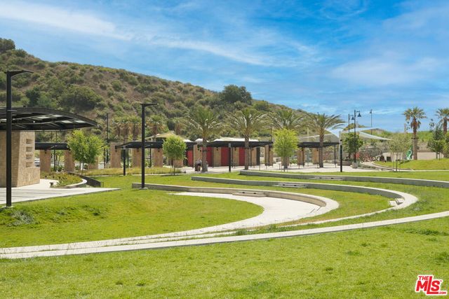 20568 Edgewood Court, Chatsworth, CA 91311