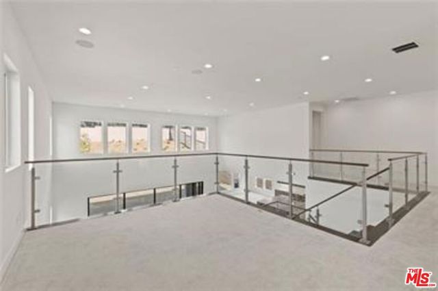 20568 Edgewood Court, Chatsworth, CA 91311