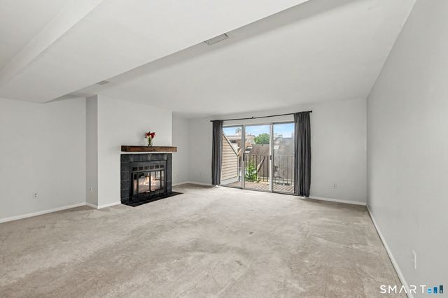21 Highland Road 21, Stamford, CT 06902