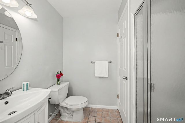 21 Highland Road 21, Stamford, CT 06902
