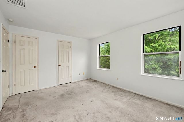 21 Highland Road 21, Stamford, CT 06902