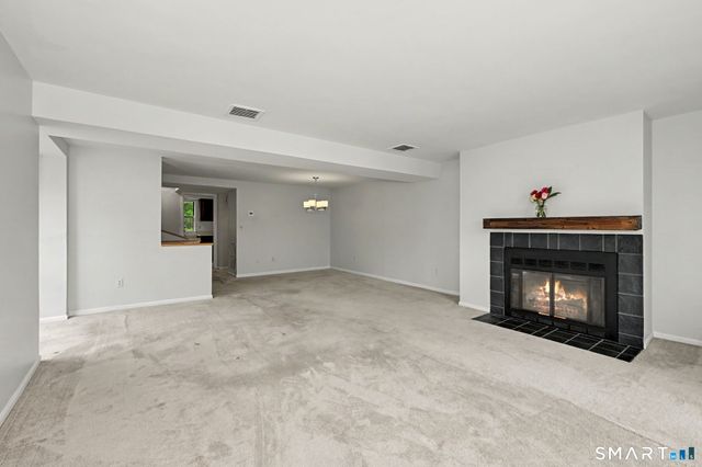 21 Highland Road 21, Stamford, CT 06902