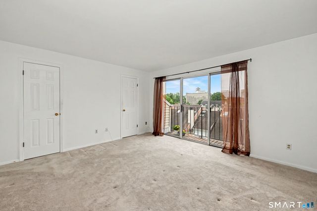 21 Highland Road 21, Stamford, CT 06902
