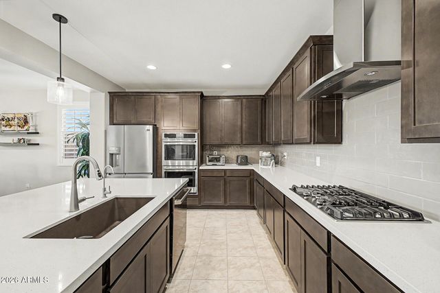 10204 W WELDON Avenue, Avondale, AZ 85392