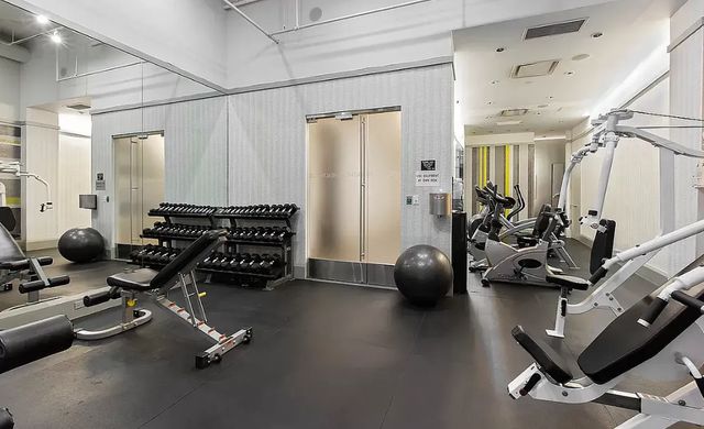 150 Nassau St Apt 4I, New York City, NY 10038