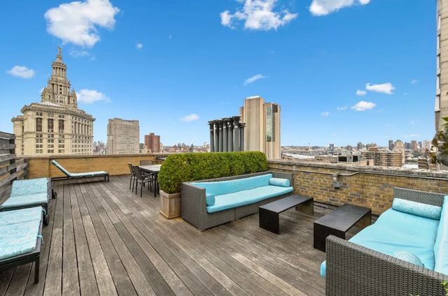 150 Nassau St Apt 4I, New York City, NY 10038