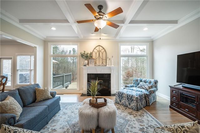 341 TAYLOR GLEN Drive, Milton, GA 30004