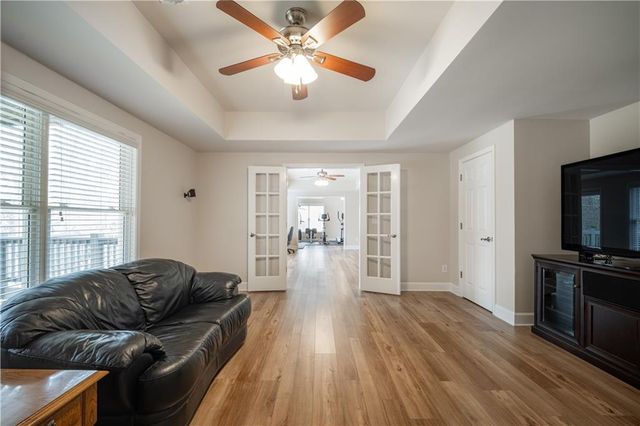 341 TAYLOR GLEN Drive, Milton, GA 30004