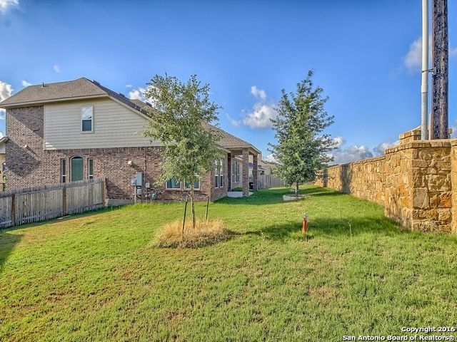 5423 Chrysanthemum, San Antonio, TX 78253