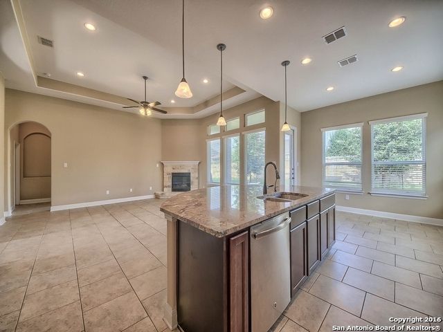 5423 Chrysanthemum, San Antonio, TX 78253