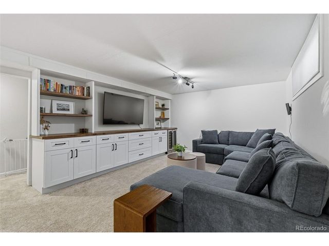 2890 S Hudson St, Denver, CO 80222