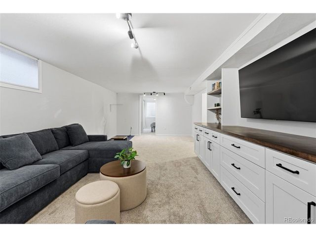 2890 S Hudson St, Denver, CO 80222