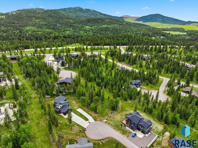 11264 Trolley Trail Ct Court, Lead, SD 57754