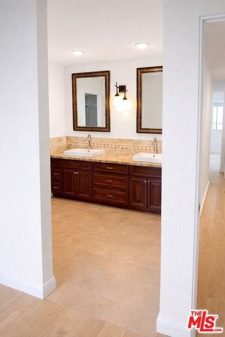 13000 Mindanao Way 3, Marina Del Rey, CA 90292