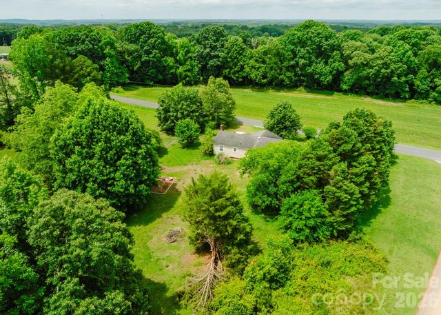 12536 Winfield Road, Norwood, NC 28128
