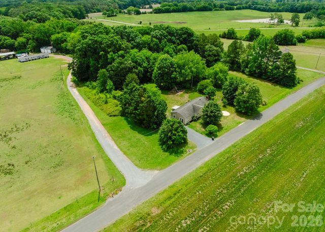 12536 Winfield Road, Norwood, NC 28128