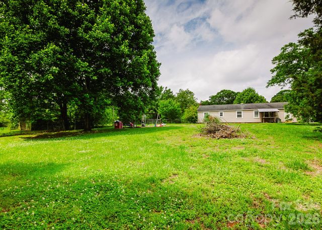 12536 Winfield Road, Norwood, NC 28128