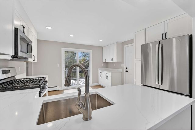 477 Edgell Rd, Framingham, MA 01701