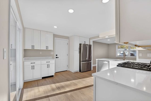 477 Edgell Rd, Framingham, MA 01701