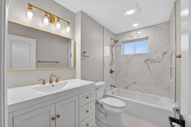 477 Edgell Rd, Framingham, MA 01701