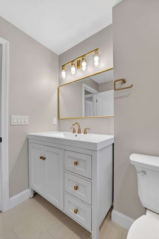 477 Edgell Rd, Framingham, MA 01701