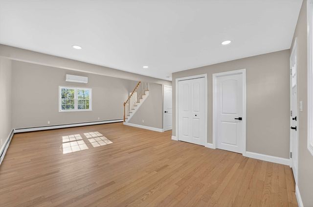 477 Edgell Rd, Framingham, MA 01701