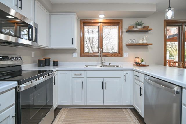 1443 E CALUMET STREET, Appleton, WI 54915