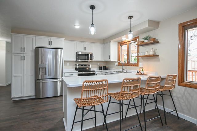 1443 E CALUMET STREET, Appleton, WI 54915