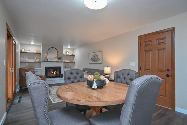 1443 E CALUMET STREET, Appleton, WI 54915