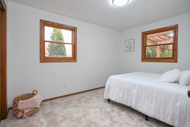 1443 E CALUMET STREET, Appleton, WI 54915