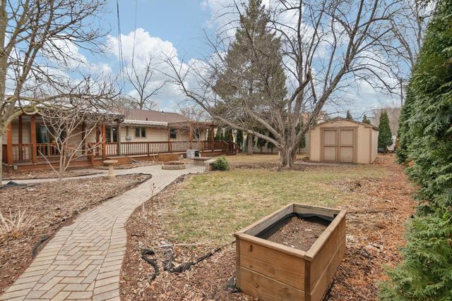 1443 E CALUMET STREET, Appleton, WI 54915