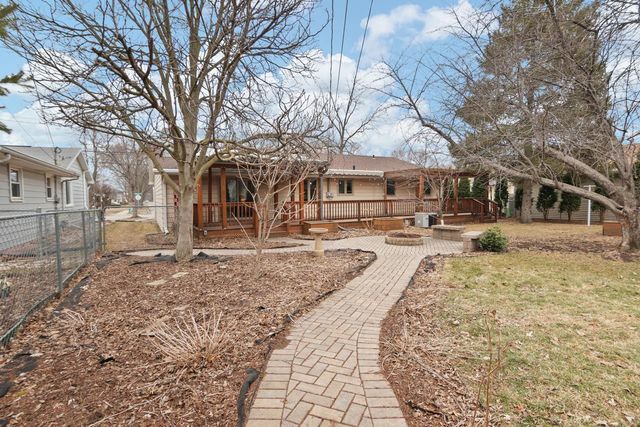 1443 E CALUMET STREET, Appleton, WI 54915