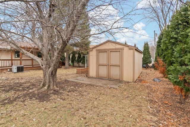 1443 E CALUMET STREET, Appleton, WI 54915