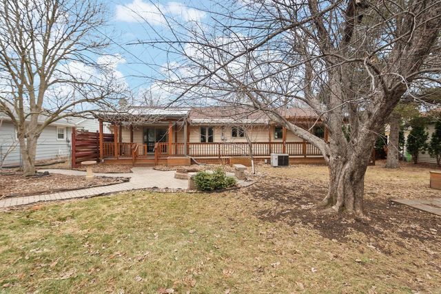 1443 E CALUMET STREET, Appleton, WI 54915