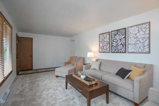 1443 E CALUMET STREET, Appleton, WI 54915