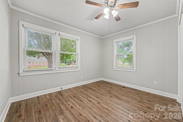1599 Hillcrest Avenue, Lancaster, SC 29720
