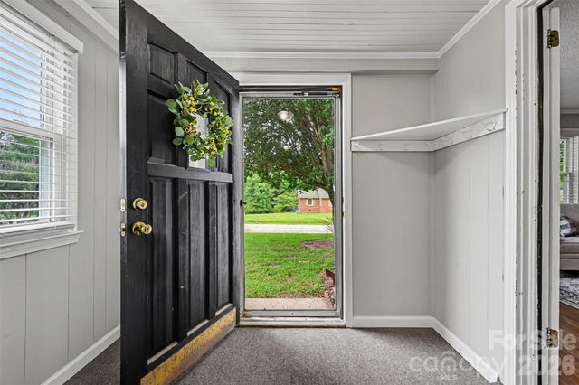 1599 Hillcrest Avenue, Lancaster, SC 29720