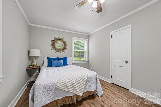 1599 Hillcrest Avenue, Lancaster, SC 29720