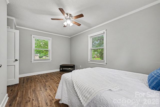 1599 Hillcrest Avenue, Lancaster, SC 29720