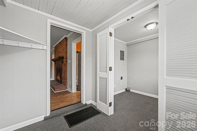1599 Hillcrest Avenue, Lancaster, SC 29720