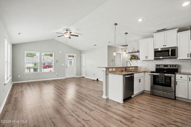 916 Clay Pigeon Court, Longs, SC 29568