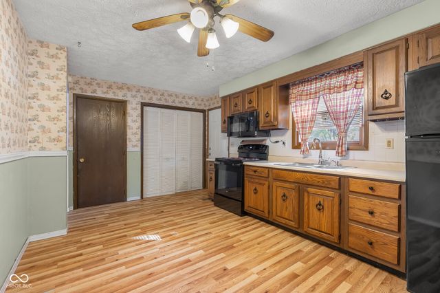 635 Berkshire Drive, Seymour, IN 47274
