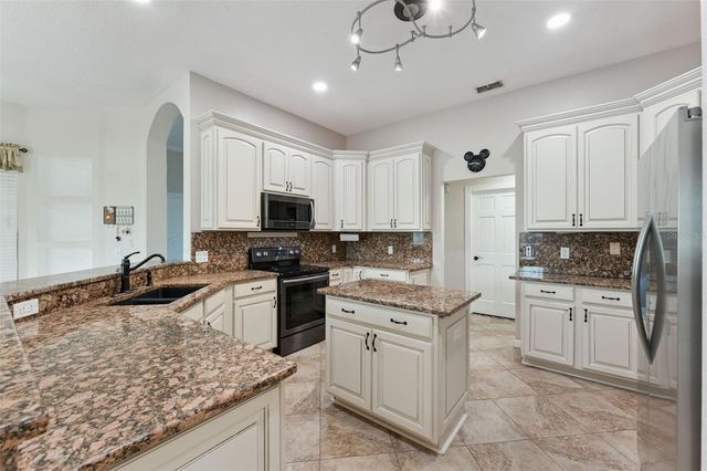 3340 HYDER AVENUE, Deltona, FL 32738